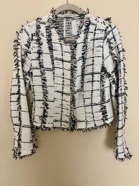 Lola & Sophie - Frayed Tweed Open-Front Jacket in White and Black - sz XS